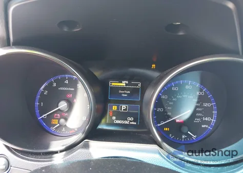 2017 Subaru Legacy 2.5I Premium z USA, uszkodzony, nr VIN 4S3BNAD69H3061145